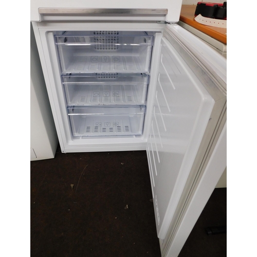 546 - Beko fridge freezer w/o