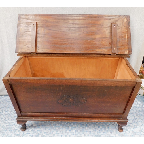 548A - Vintage solid oak blanket box