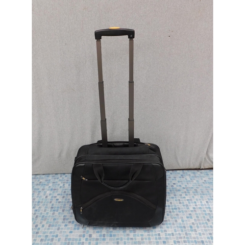 864A - Samsonite travel case