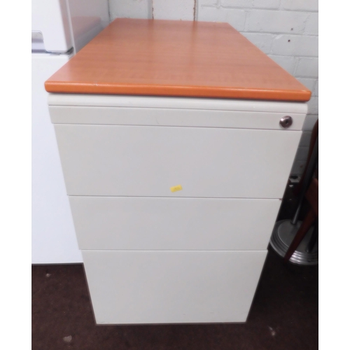 866 - 3 Drawer set of office drawers