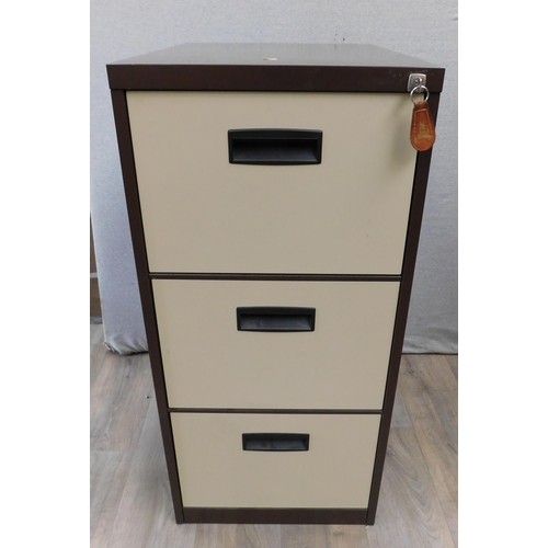 531 - 3 Drawer filing cabinet