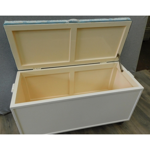 649 - Blanket box with padded seat approx 36