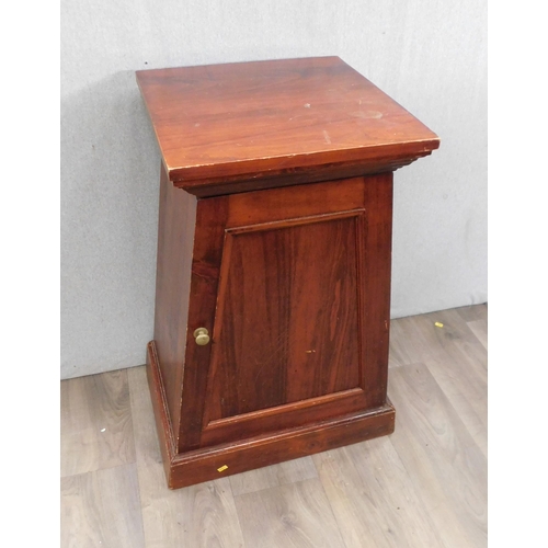 649 - Pyramid shape hall cabinet/plant stand