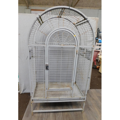 759 - Large bird cage