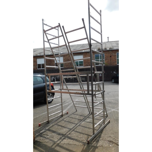 790 - Scaffolding tower - as seen