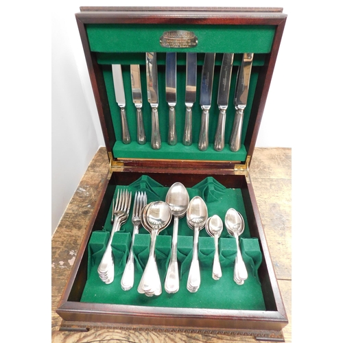 95 - Elkington - canteen & Bead Pattern/part cutlery set