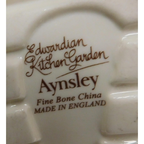 30 - Aynsley - Edwardian kitchen pattern ceramics