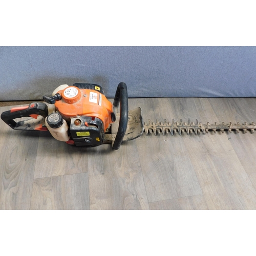 515 - Parker petrol hedge cutter - model PGHT-2600 W/O