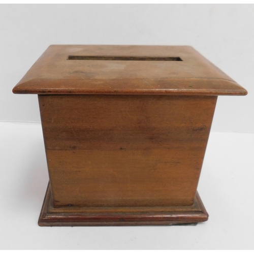 18 - Vintage - wooden cigarette box/lift up dispenser