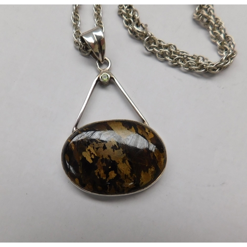 216 - 925 silver chain & tigers eye set pendant