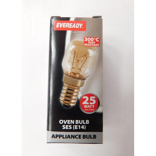 558 - Box of Eveready 25W oven bulbs SES (E14)...