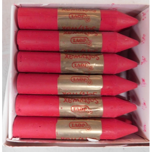 660 - 4 Boxes of Jovicolor wax crayons in red - (200 packs of 12 in total)