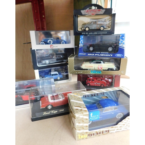 132 - Mixed - die cast vehicles - including Esval/IXO Museum & Greenlight - boxed