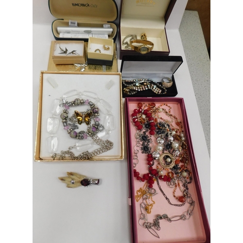 149A - Costume jewellery & watches