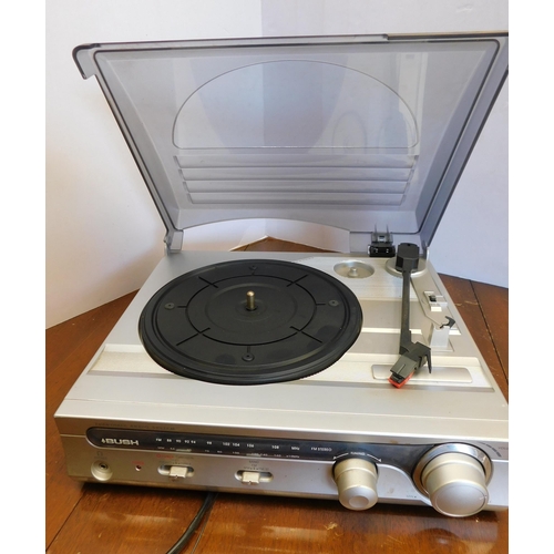 599 - Bush record player/tuner - unchecked