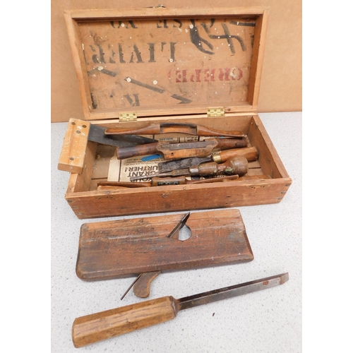 667 - Box of vintage tools