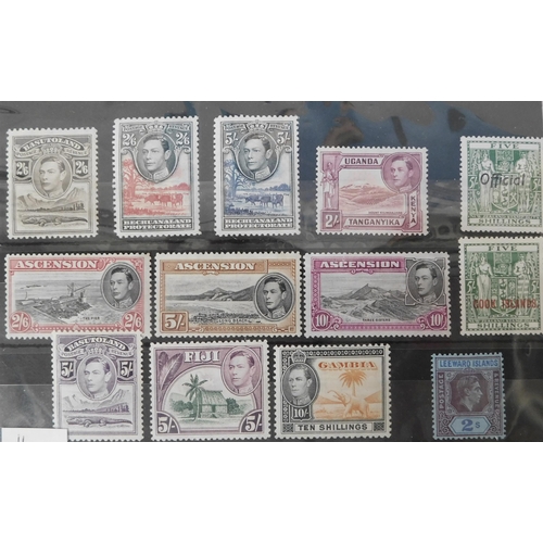 146 - Unmounted - Commonwealth stamps