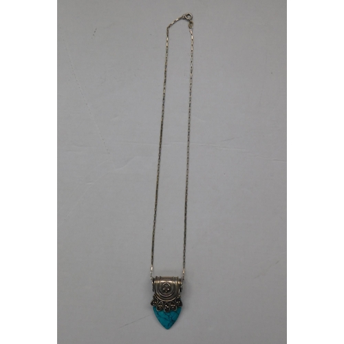 201 - Silver & turquoise - pendant on silver chain