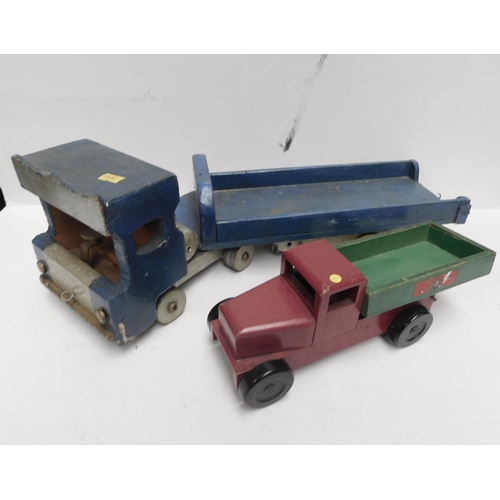 48 - Vintage - Tri ang toys/lorry - & wooden flatbed truck