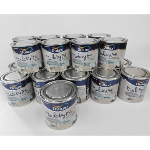 530 - 24 250ml Dulux blue breeze gloss paint