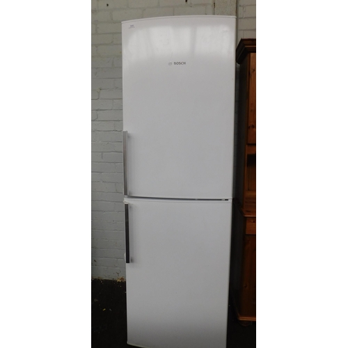 545 - Bosch fridge freezer W/O