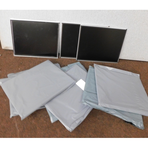 565 - 10 Laptop/monitor screens - various sizes but mainly 15