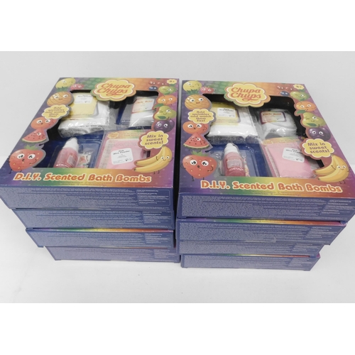 608 - 8 Chupa Chups DIY scented bath bombs