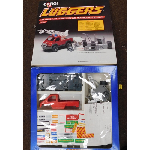 641 - Corgi Luggers - 1989 Build & Change Toy