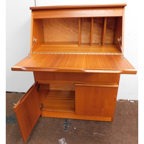 736 - Retro writing bureau with drawer and cupboard