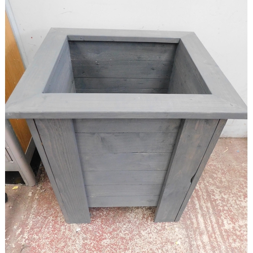 772 - Wooden planter approx. 18 x 19 x 22