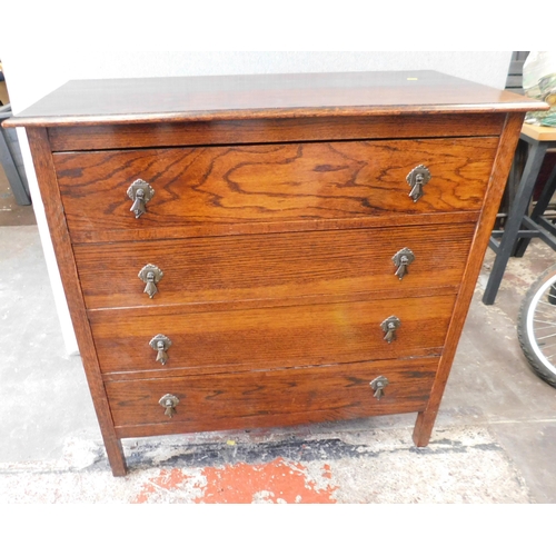 789 - 4 Drawer chest of drawers