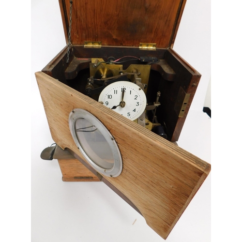 814 - Vintage - Pigeon timer/clock