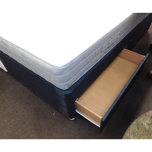 640 - Single 2 drawer divan bed base and mattress