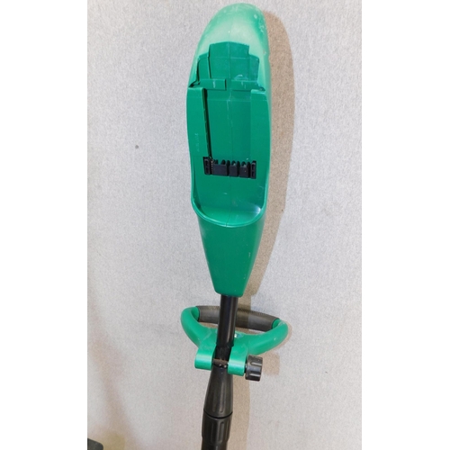 809 - Petrol strimmer and cordless strimmer - requires battery