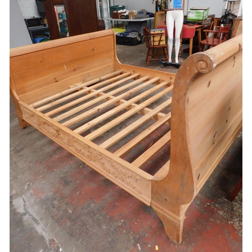 642 - Solid pine sleigh bed frame approx. 62