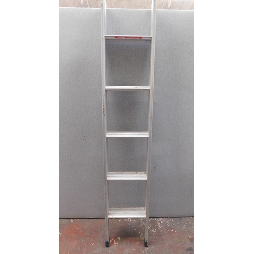 772 - Loft ladders