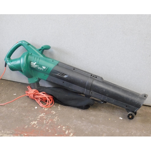 781 - Qualcast garden vac/leaf blower W/O