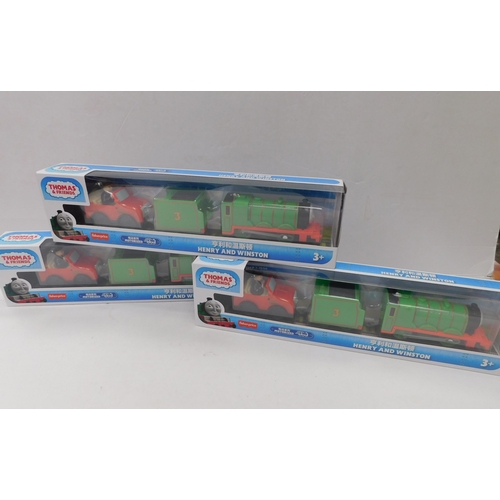 749 - Thomas Trackmaster Henry & Winston motorised trains x 3