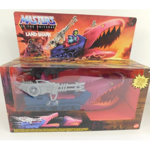 57 - Mattel - Masters of the Universe/Land Shark - packaged as new