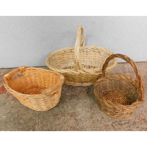 816 - Three wicker baskets