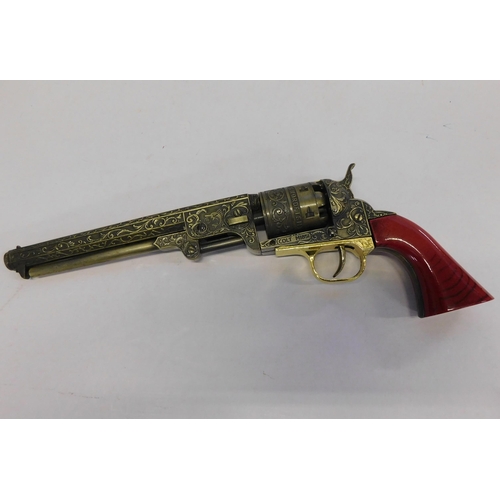 23 - Replica - Colt M185/cap gun