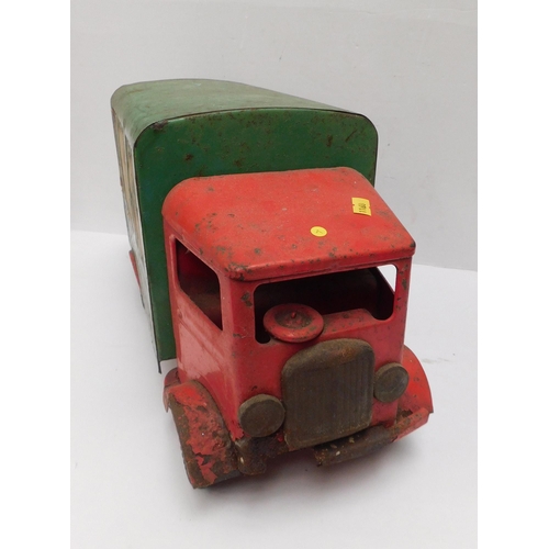 42 - Tri ang Toys/England - Transport Van No. 220 - approximately 18