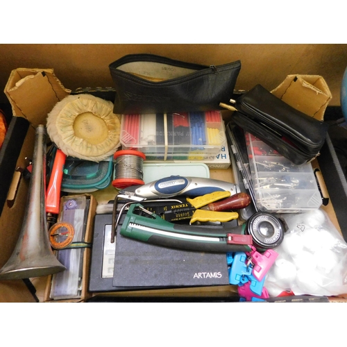 506 - Box of mixed items incl. tools