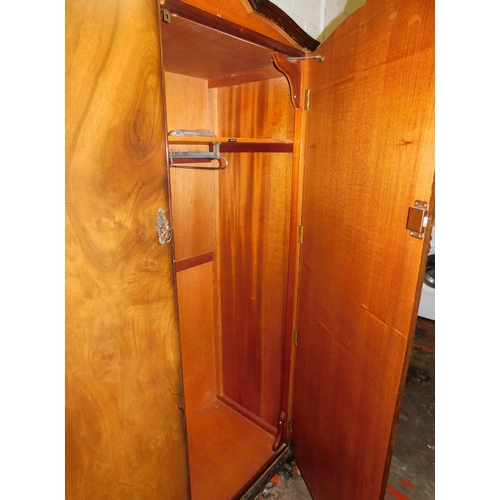 546 - Vintage double wardrobe