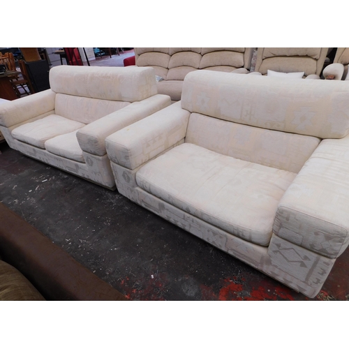 569A - Ultra wide single sofa and two seater sofa