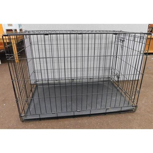 603 - Large dog crate