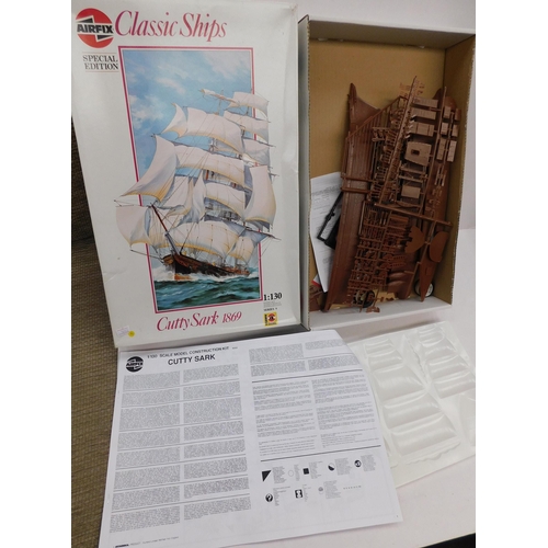 608 - New and boxed Airfix special edition classic ships - 1:130 Cutty Sark