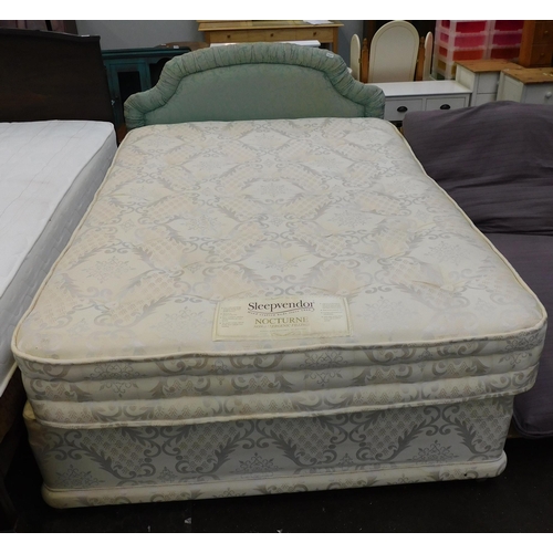 765A - Double divan bed with two drawers and sleep vendor mattress