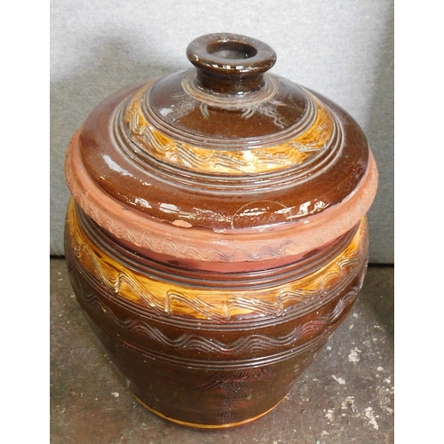 42 - Earthenware pot - approx. 15