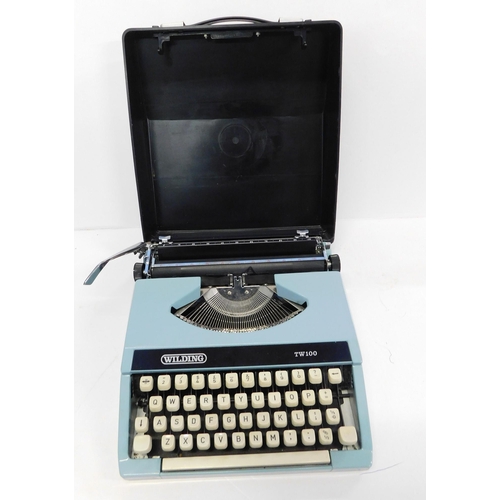 47 - Wilding TW100 - typewriter cased W/O